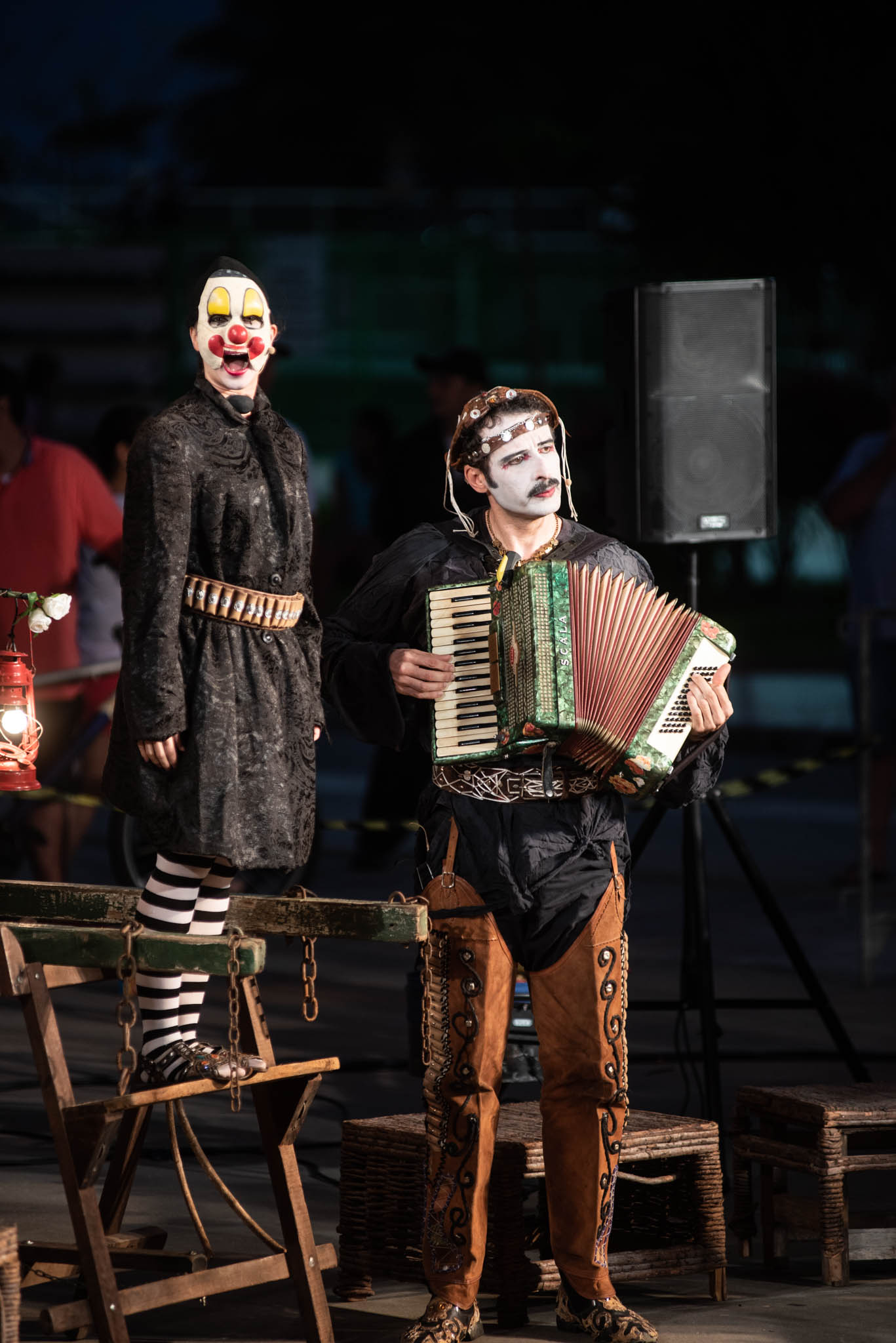 Sua Incelença, Ricardo III, do grupo Clowns de Shakespeare, por Bob Sousa