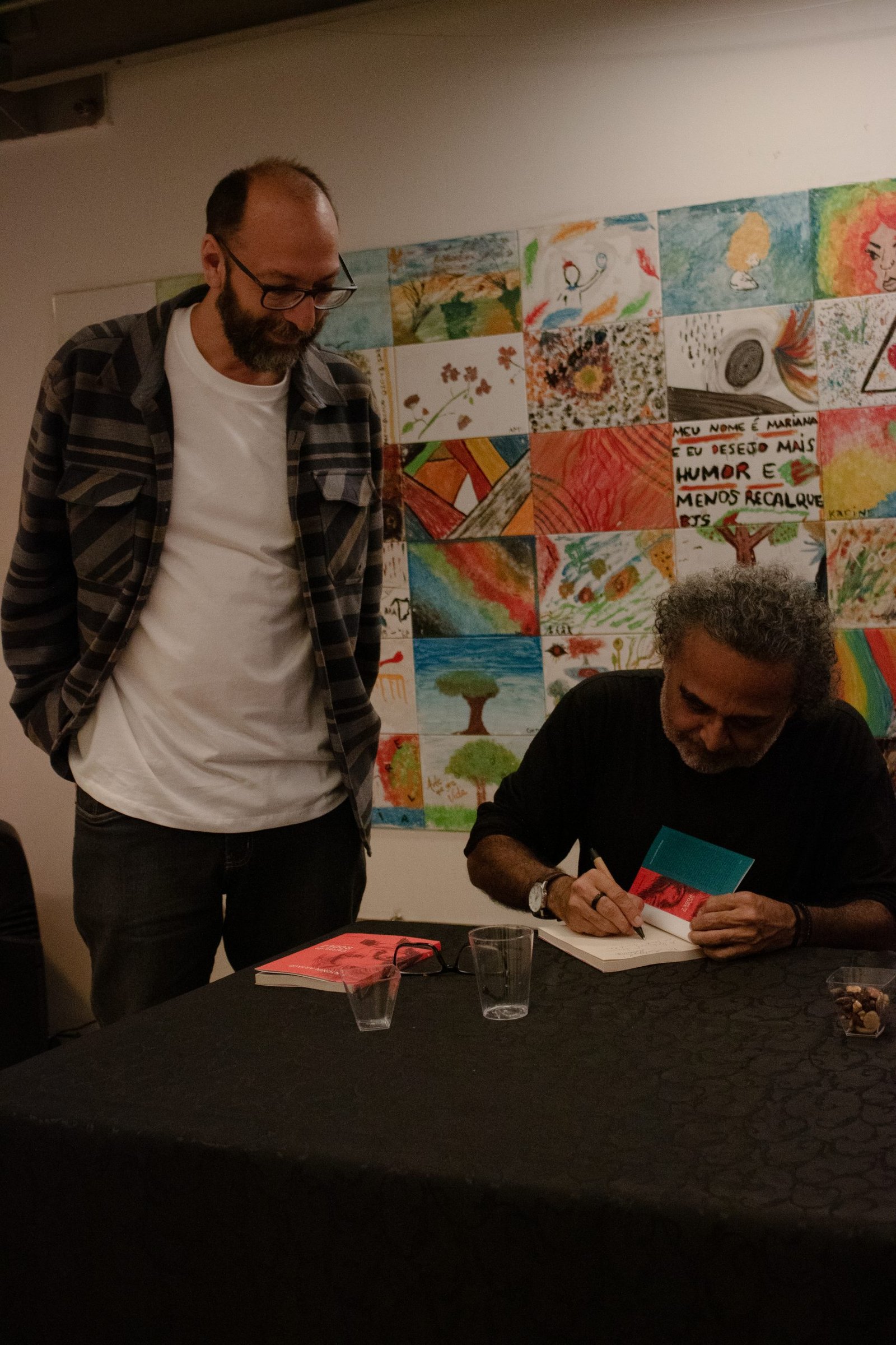 Fotografia Colorida Lançamento do livro traduzido "Cartas de Rodez" de Antonin Artaud pela editora Iluminuras na Unidade Roosvelt