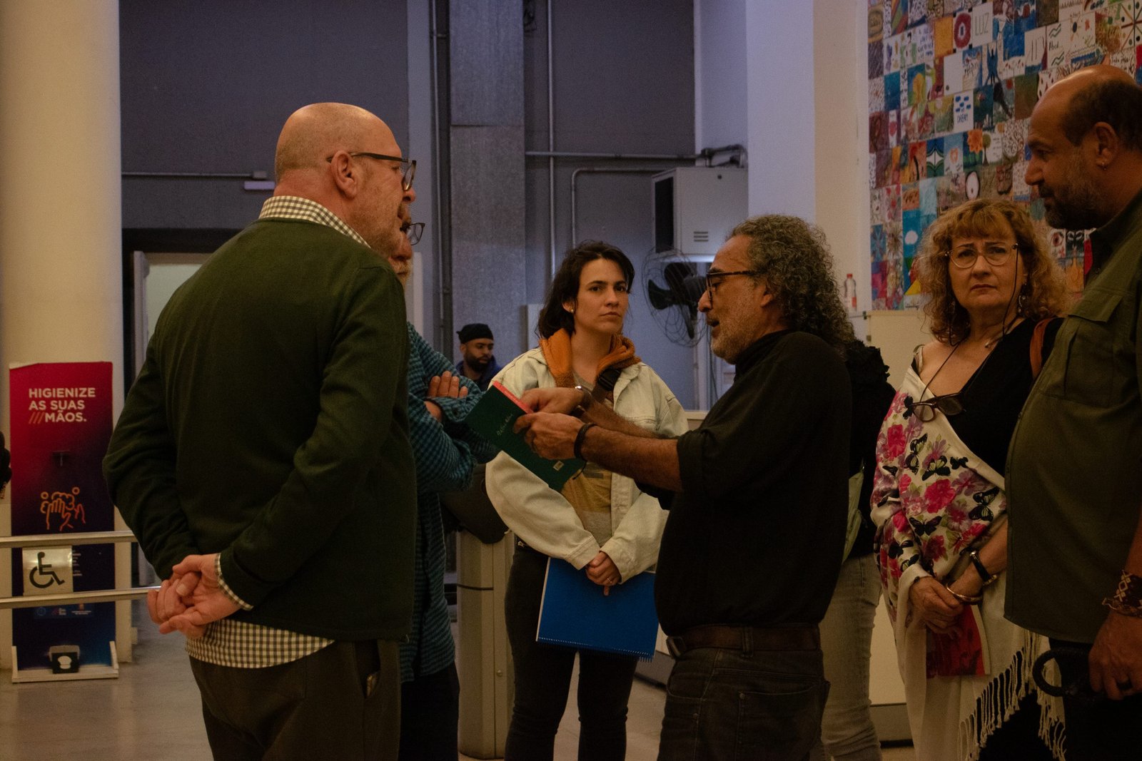 Fotografia Colorida Lançamento do livro traduzido "Cartas de Rodez" de Antonin Artaud pela editora Iluminuras na Unidade Roosvelt