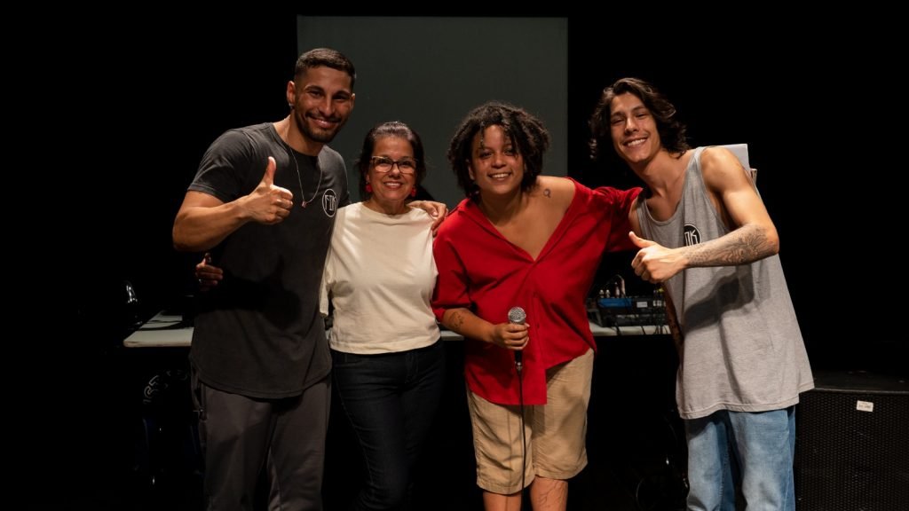 Na foto os idealizadores do Sarau Amor em SP. João Martins e Willi Vérsi. 