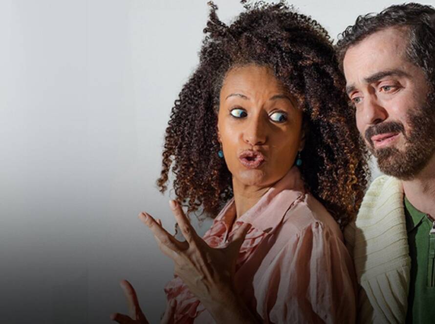 Cena da peça "As Mulheres, os Hormônios e Eu", em cartaz na SP Escola de Teatro, em 2023.
