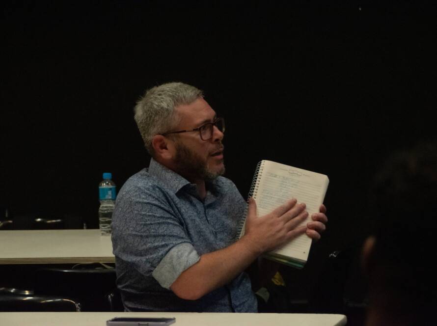 Fotografia colorida de curso "O Beabá da Produção" com Marco Prado na Roosevelt