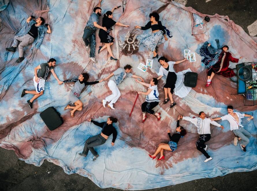 "Águas Queimam na Encruzilhada", do Teatro do Incêndio.