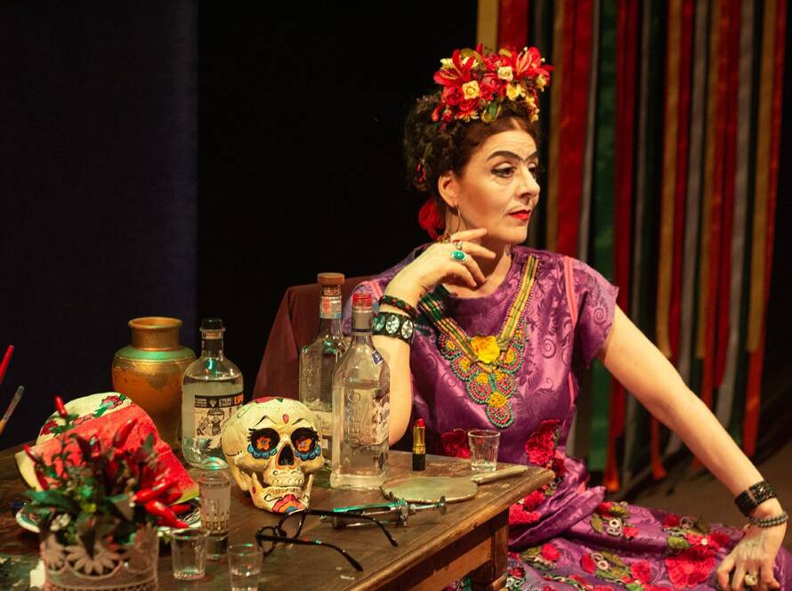 O Teatro Sérgio Cardoso, recebe temporada do solo Frida Kahlo - Viva la Vida, com interpretação de Christiane Tricerri (Foto: Isadora Tricerri)