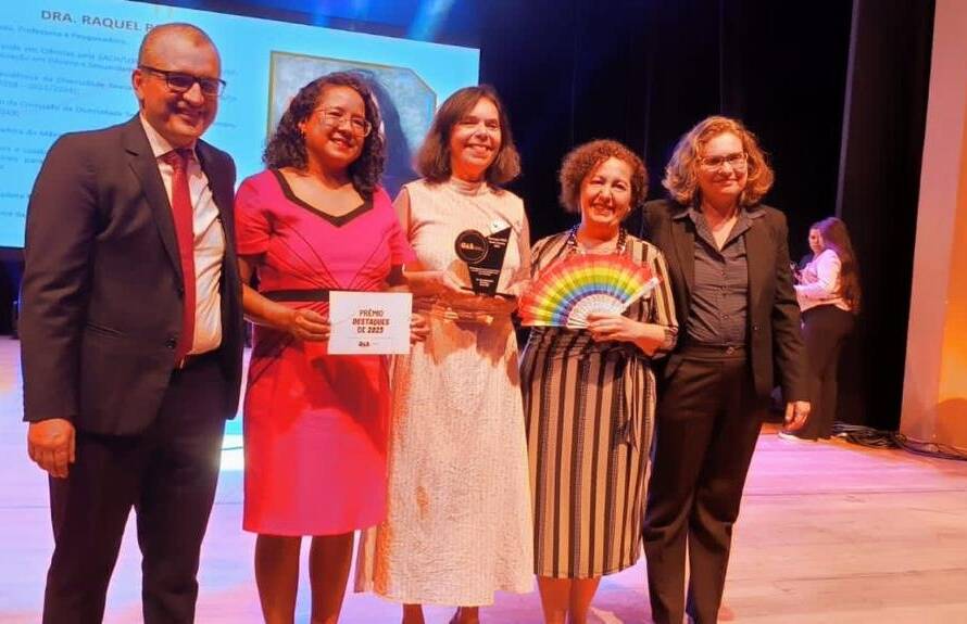 Rachel Rocha recebe o Prêmio Destaques OAB Santo Amaro em janeiro de 2024. | Foto: Divulgação