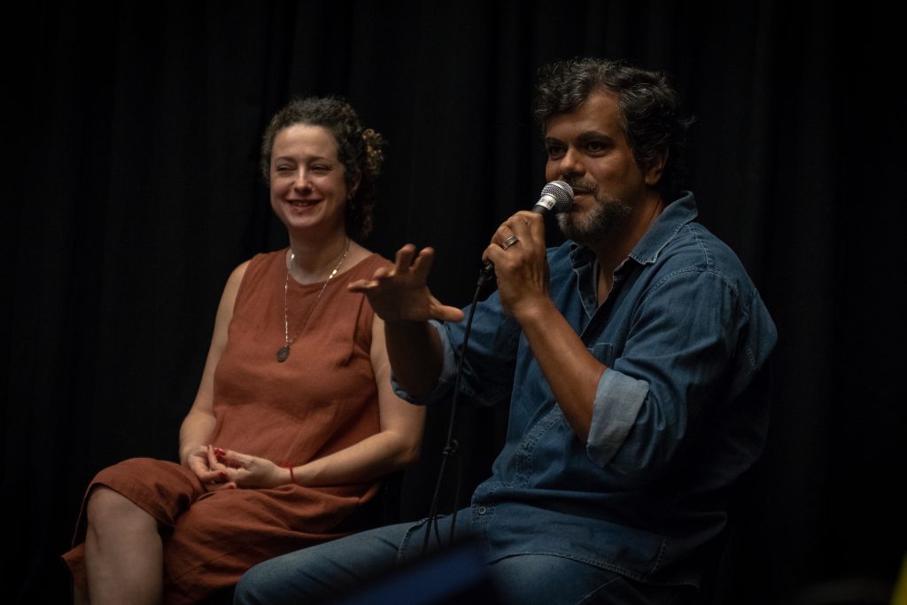 Mesa “Marcas da História Pessoal nas Produções do Artista”, na SP Escola de Teatro. (6/4/2024). | Foto: Rodrigo Reis