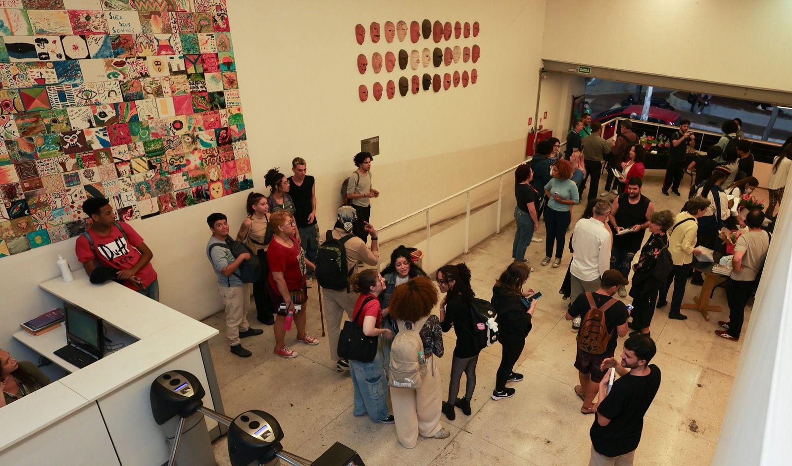 Lançamento do livro Entre Almanach 2024