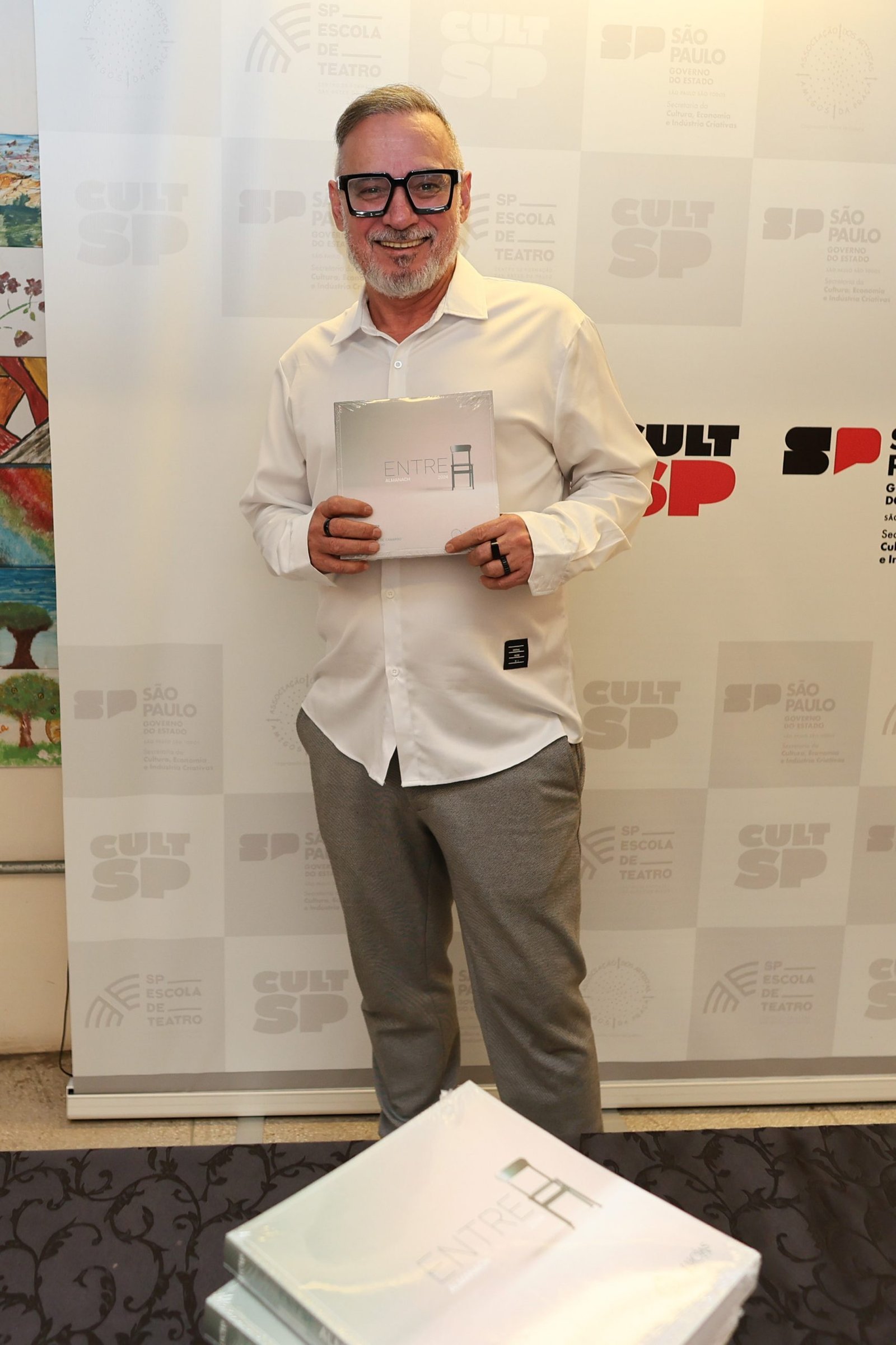 Lançamento do livro Entre Almanach 2024