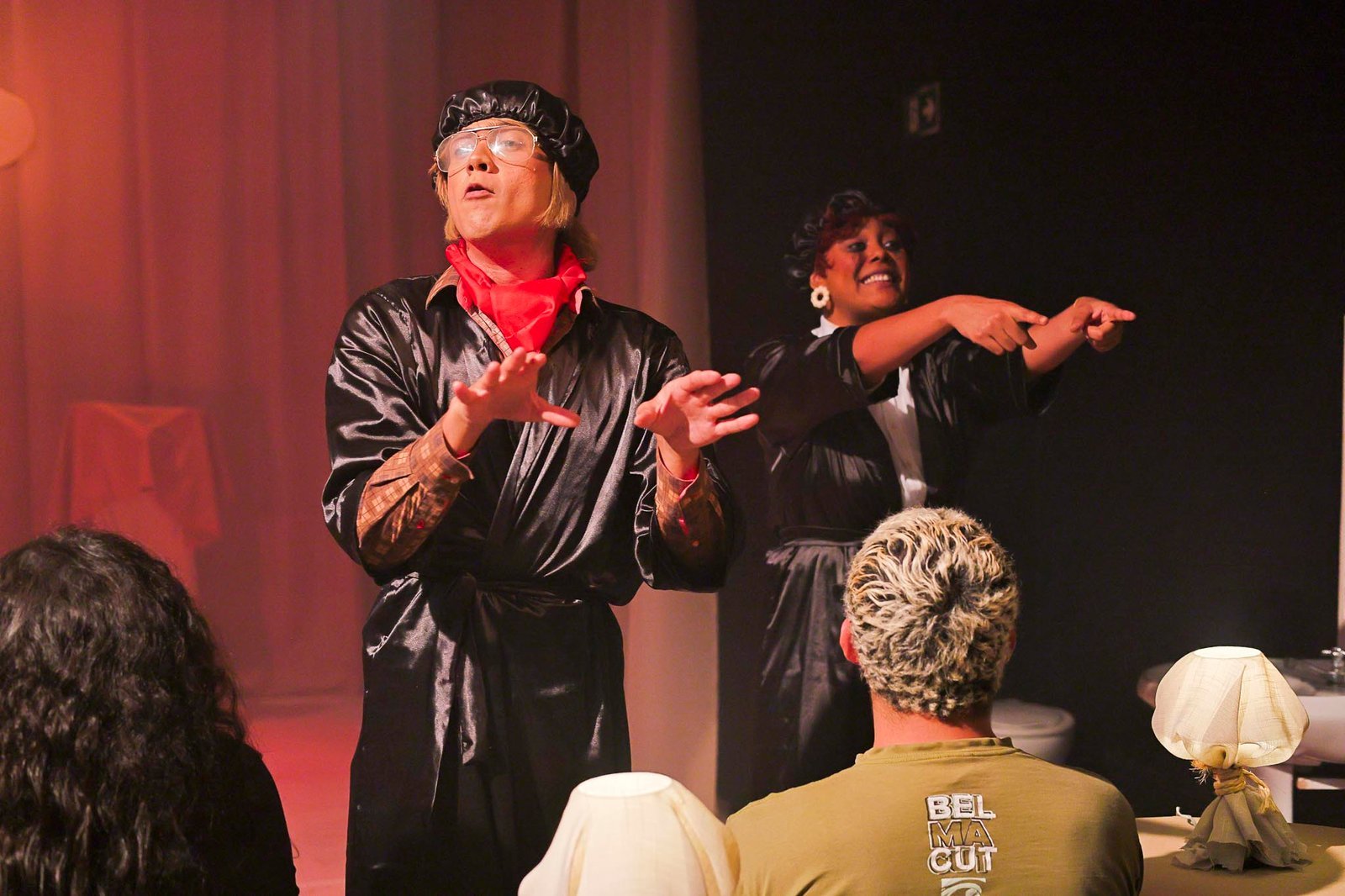 Espetáculo ”O Ralo da Fossa", na SP Escola de Teatro. (7/8/2024) | Foto: Clara Silva