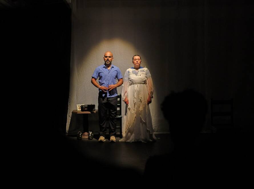 Espetáculo "Entre(vista), o masculino migrante e o feminino errante", na SP Escola de Teatro. (20/9/2024) | Foto: Clara Silva