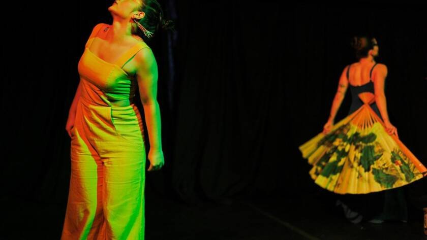 Apresentação no segundo dia da Mostra de Microcenas dos estudantes de Direção da SP Escola de Teatro. (09/11/2024). | Foto: Clara Silva