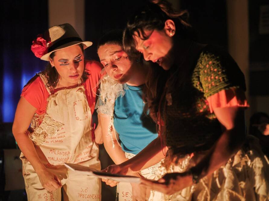 Experimento III do grupo N3 Vermelho, do segundo semestre de 2024, na SP Escola de Teatro. | Foto: Clara Silva.