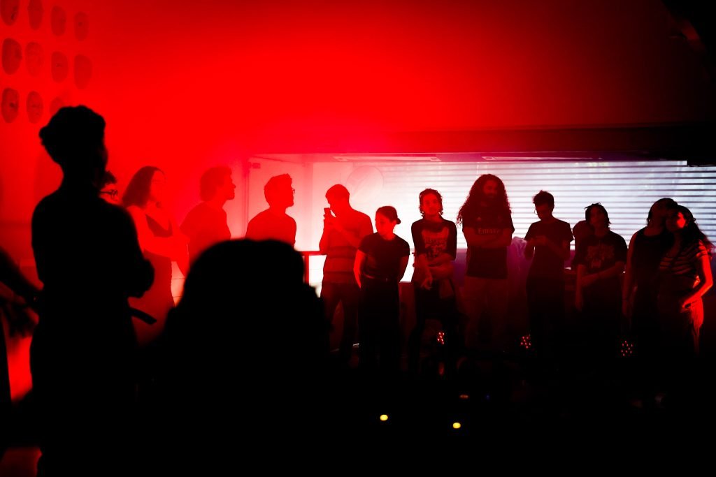 Atividade de curso de Iluminação na sede Roosevelt da SP Escola de Teatro. (16/5/2025). | Foto: Clara Silva