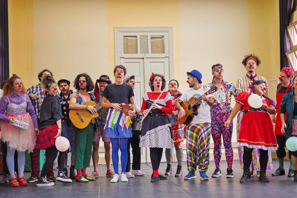 Juninada Sonoplástica Tropicalista, na sede Brás da SP Escola de Teatro. (23/5/2025). Foto: Clara Silva