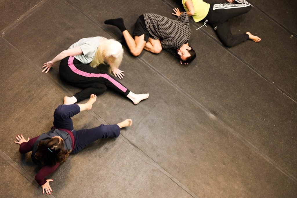 Curso “Dança sem Fronteiras: Movimento e vídeo arte” com Fernanda Amaral, na sede Roosevelt da SP Escola de Teatro. (29/04/2025) | Foto: Clara Silva.