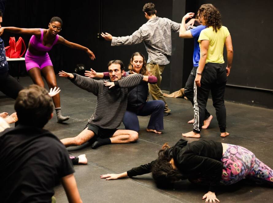 Curso “Dança sem Fronteiras: Movimento e vídeo arte” com Fernanda Amaral, na sede Roosevelt da SP Escola de Teatro. (29/04/2025) | Foto: Clara Silva.