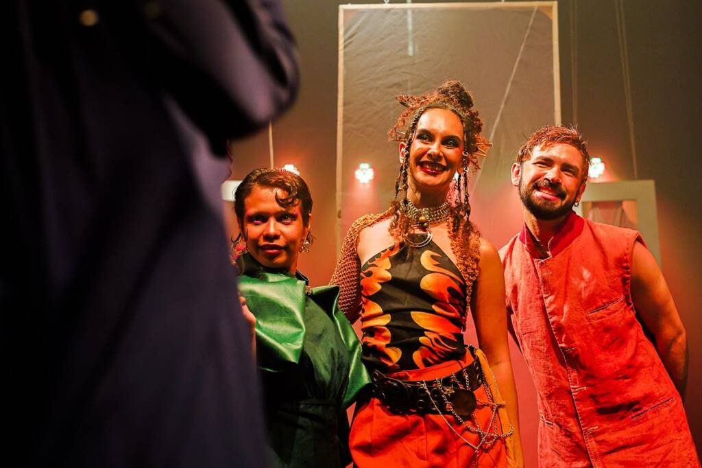 Experimento II do grupo N2 Verde, do primeiro semestre de 2025, na SP Escola de Teatro. | Foto: Clara Silva.