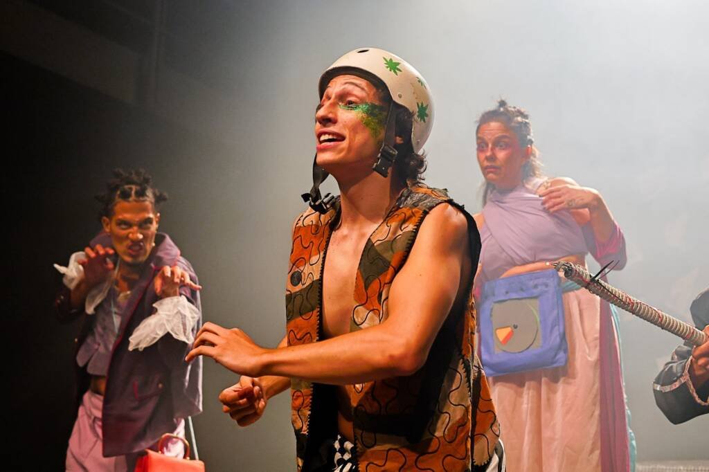 Experimento II do grupo N6 Verde, do primeiro semestre de 2025, na SP Escola de Teatro. | Foto: Clara Silva.