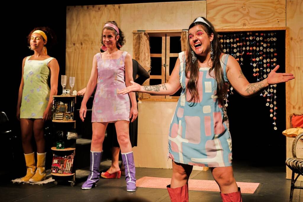 Experimento II do grupo N8 Verde, do primeiro semestre de 2025, na SP Escola de Teatro. | Foto: Clara Silva.