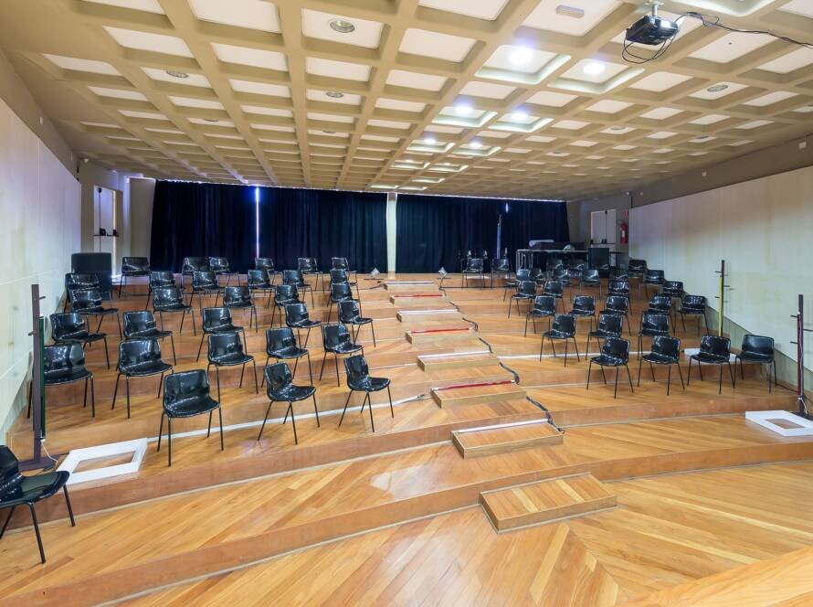 sp-escola-de-teatro-unidade-bras-10