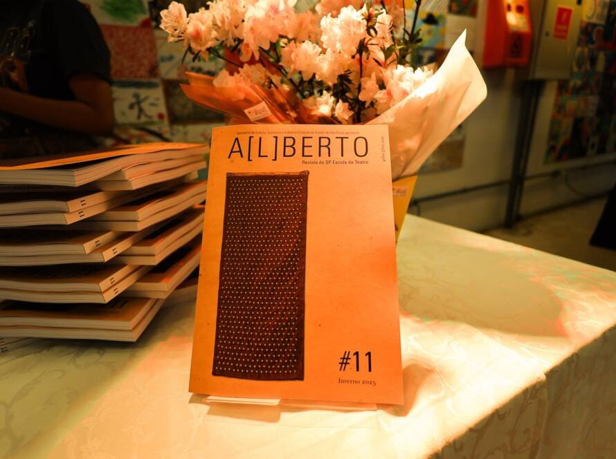 Lançamento da Revista A[L]BERTO #11 na sede Roosevelt da SP Escola de Teatro. (03/09/2025). | Foto: Clara Silva