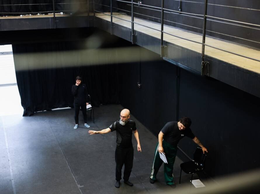 Ensaio O ESTRANHO MUNDO DE JOTAZÊ da Cia Espaço em Branco, projeto do Ocupa Lab. (09/10/2025). | Foto: Clara Silva.