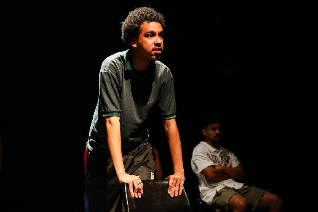 Apresentação do curso regular de Atuação. (12/11/2025). | Foto: Clara Silva