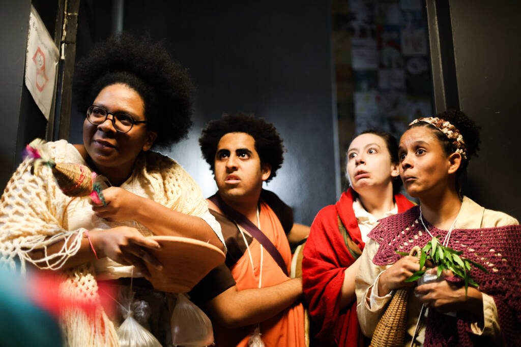 Apresentação de "Encanteiras" da ELT (Escola Livre de Teatro de Santo André), na SP Escola de Teatro. (18/11/2025) | Foto: Clara Silva