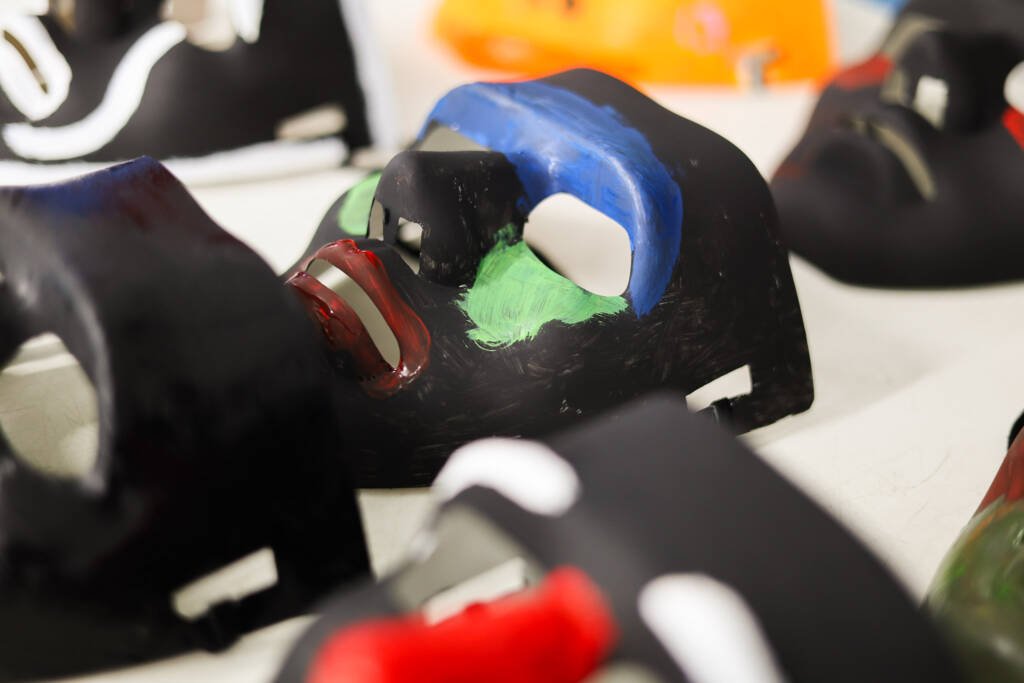 Oficina de teatro na Fundação Casa Rio Tâmisa, a partir da contrapartida dos alunos bolsistas do Programa Oportunidades. (18/11/2025). | Foto: Clara Silva.