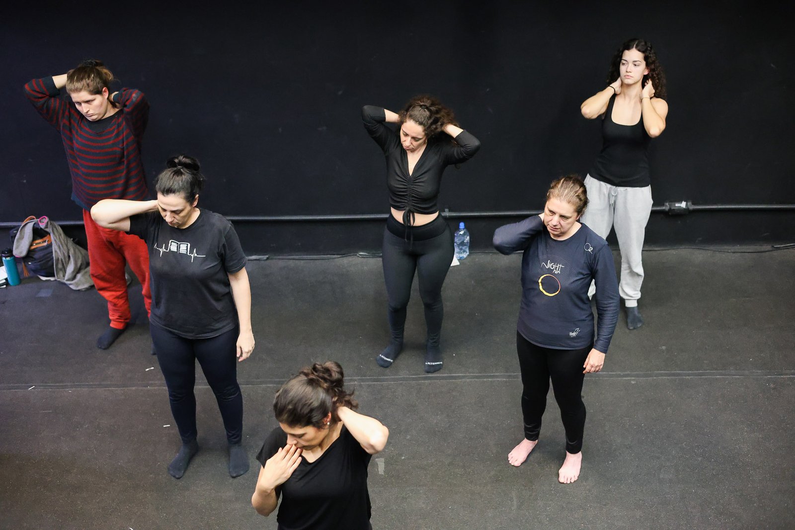 Oficina de Atuação "Projeto Clarice" com grupo Garagem 21, na sede Roosevelt da SP Escola de Teatro. (28/10/2025). | Foto: Clara Silva