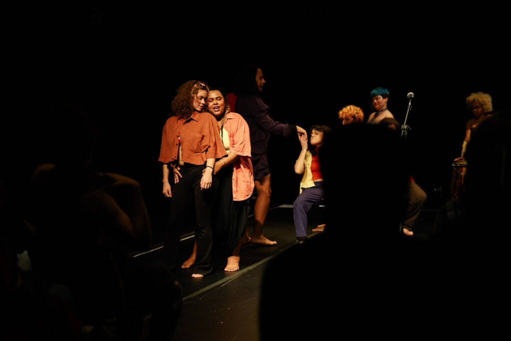 Apresentação de "Quintal" da ELT (Escola Livre de Teatro de Santo André), na SP Escola de Teatro. (18/11/2025) | Foto: Clara Silva