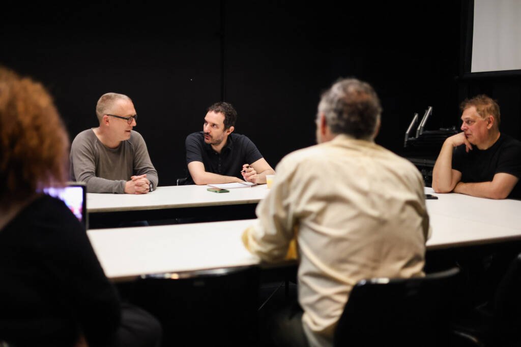 Reunião geral Ivam e todos coord. com Robert Schuster. (17/11/2025) | Foto: Clara Silva