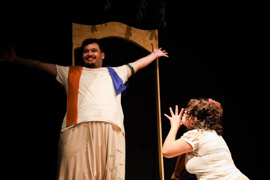 Experimento III do grupo N3 Amarelo, do segundo semestre de 2025, na SP Escola de Teatro. | Foto: Clara Silva.