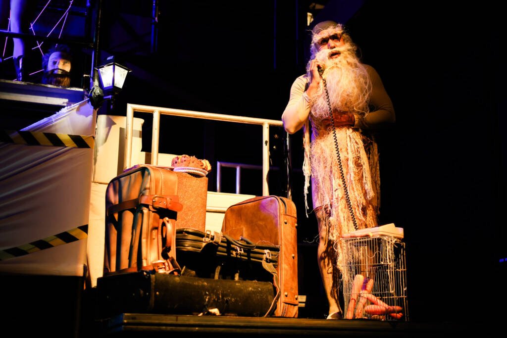 Experimento III do grupo N4 Amarelo, do segundo semestre de 2025, na SP Escola de Teatro. | Foto: Clara Silva.