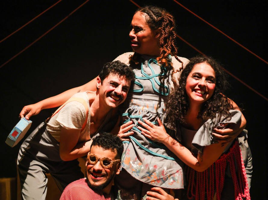 Experimento III do grupo N5 Amarelo, do segundo semestre de 2025, na SP Escola de Teatro. | Foto: Clara Silva.