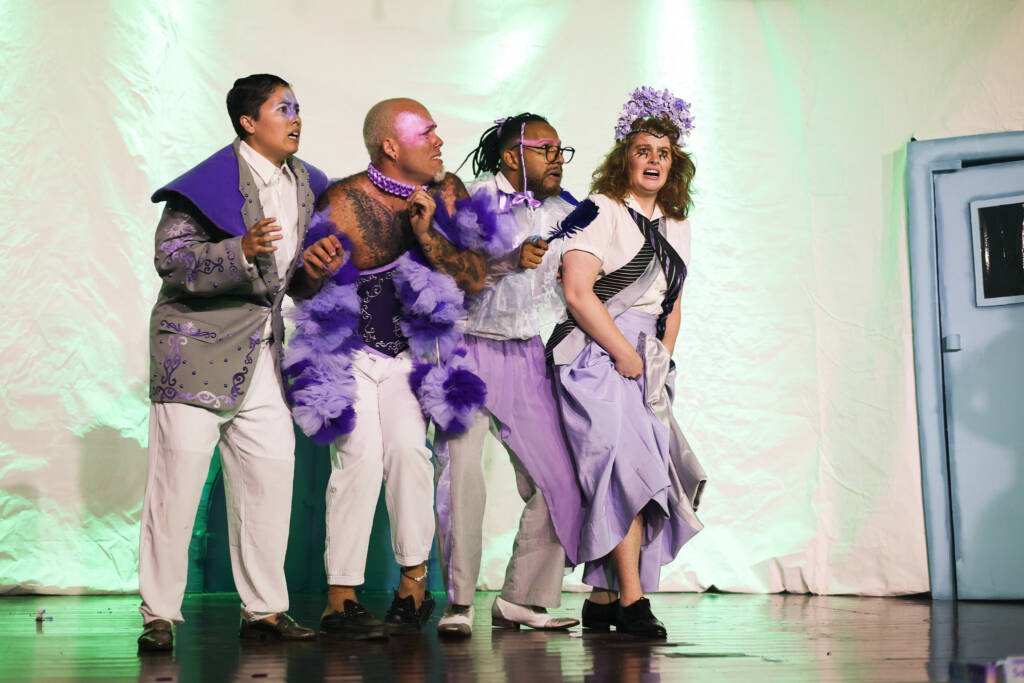 Experimento III do grupo N6 Vermelho, do segundo semestre de 2025, na SP Escola de Teatro. | Foto: Clara Silva.