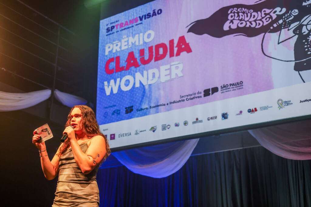 Abertura SP Transvisão 2026 com a premiação Claudia Wonder. (26/01/2026). | Foto: Clara Silva.