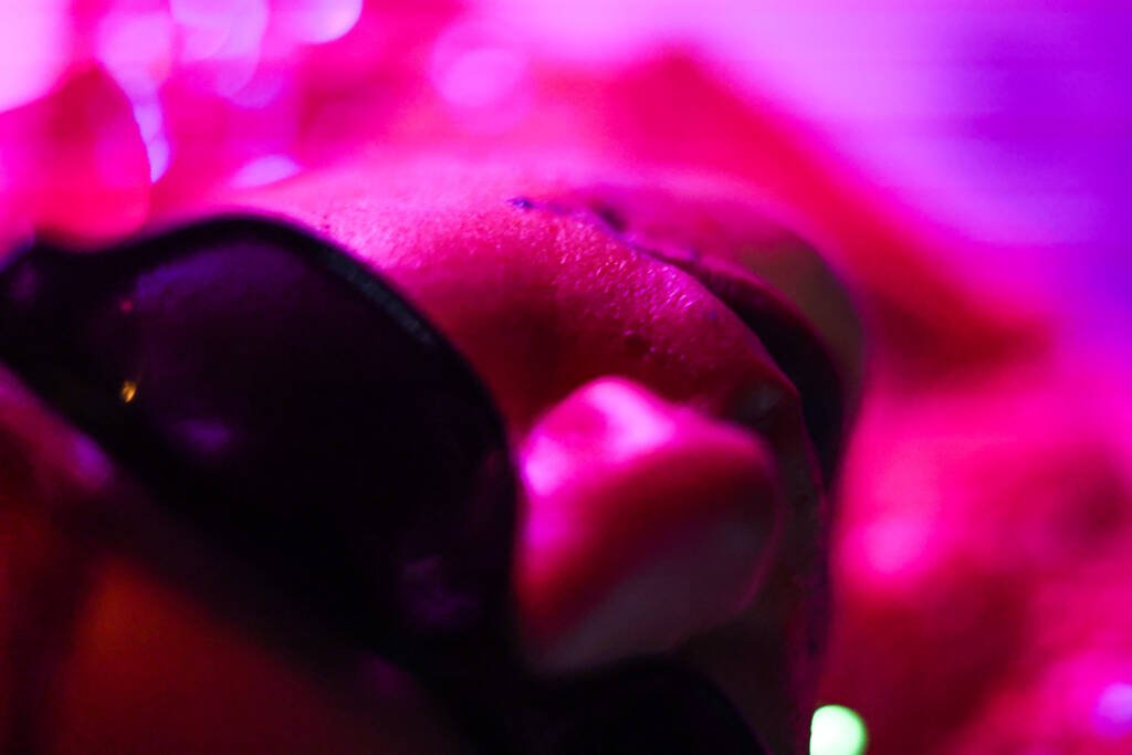 Performance internacional “Cocktail” de Carima Neusser. (20/02/2026) | Foto: Clara Silva.