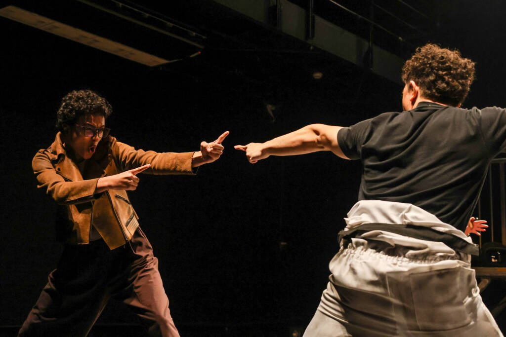 Espetáculo “Avisa quando chegar”, dramaturgia de Beatriz Nóbrega e direção de Camilla Flores, com realização da Soar Produções. (29/03/2026) | Foto: Clara Silva.