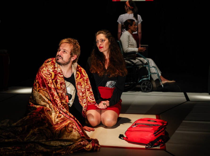 Espetáculo “Pietá, um fractal de memórias” da E!motion Cultural. (14/03/2026) | Foto: Clara Silva.