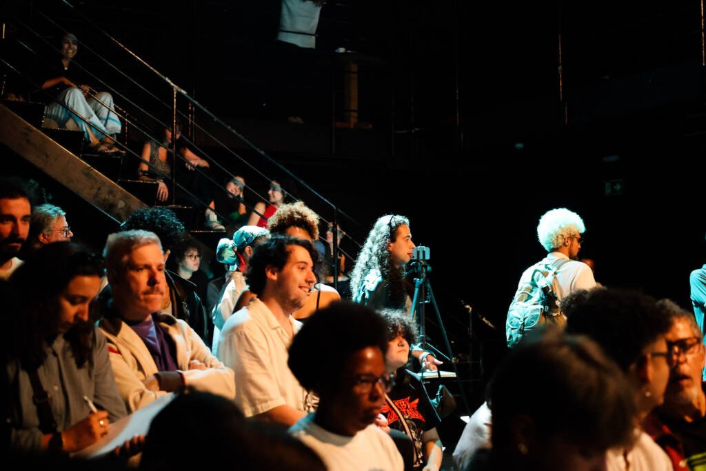 Público no primeiro dia das Microcenas do primeiro semestre de 2026. | Foto: Clara Silva