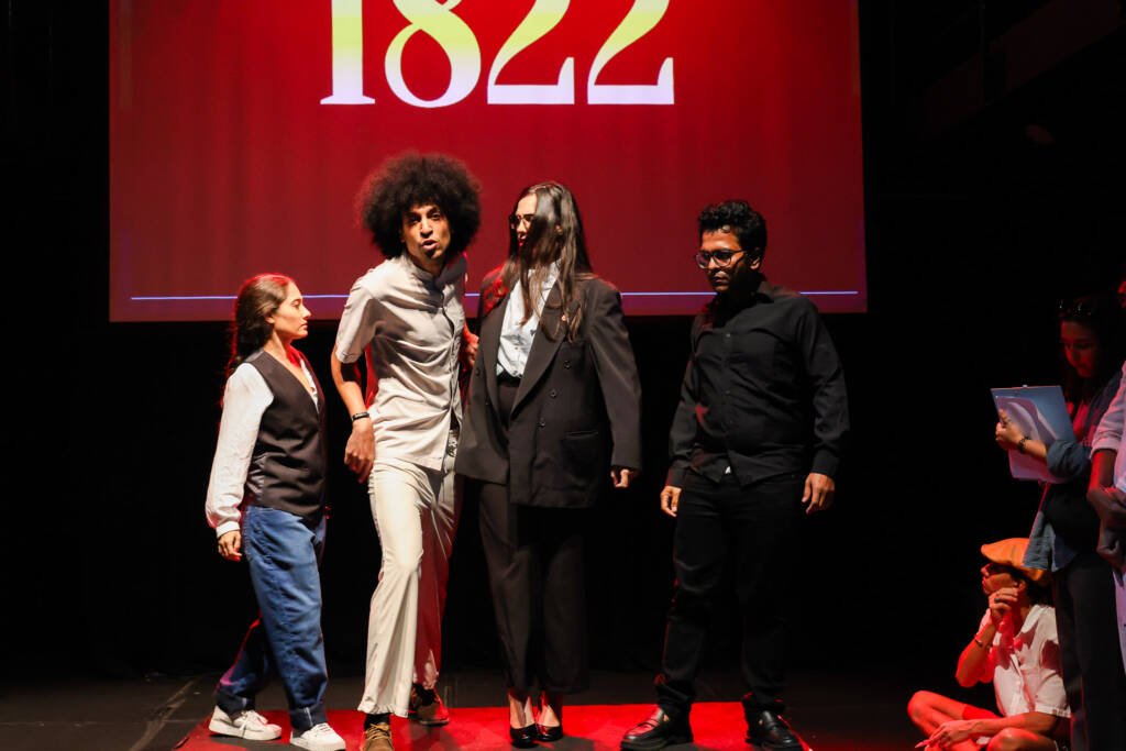 Primeiro dia das Microcenas do primeiro semestre de 2026. "ZERO OU UM". | Foto: Clara Silva