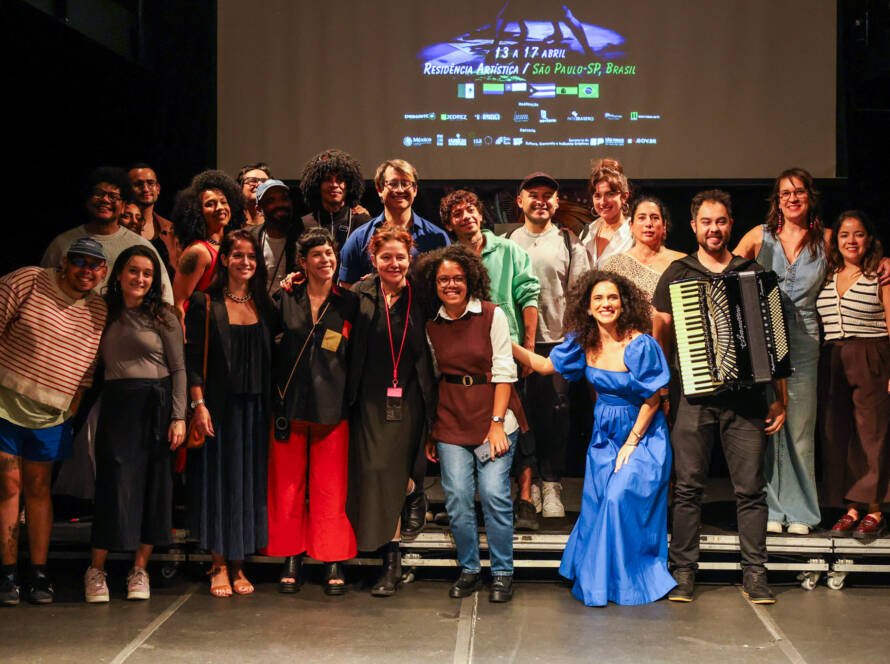 Cerimônia de Abertura do Slam do Teatro 2026. (13/4/2026) | Foto: Clara Silva