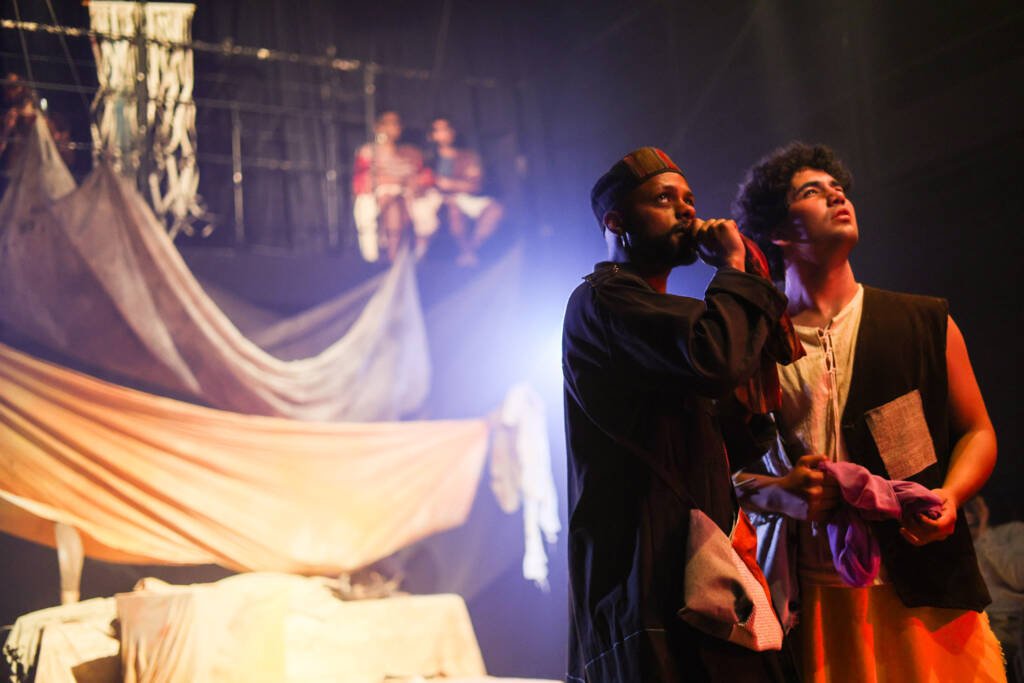 Experimento II do grupo N2 Verde, do primeiro semestre de 2026, na SP Escola de Teatro. | Foto: Clara Silva.