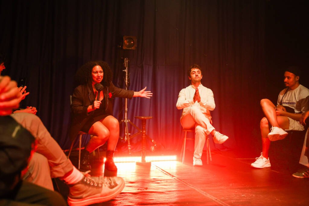 Experimento II do grupo N5 Verde, do primeiro semestre de 2026, na SP Escola de Teatro. | Foto: Clara Silva.