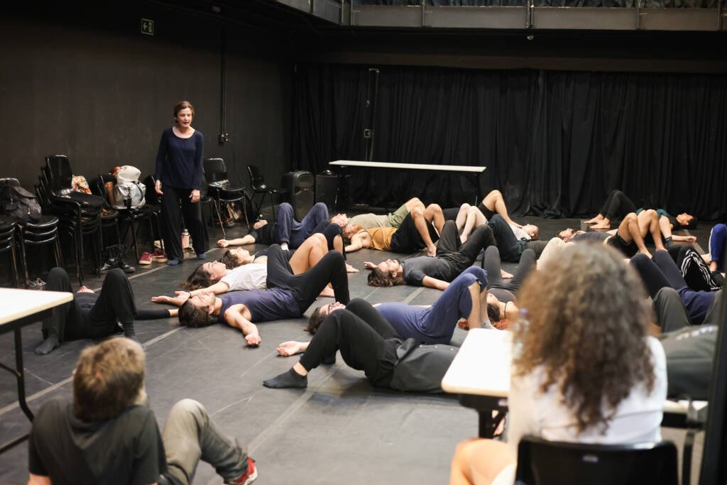 Workshop de atuação gratuito “Projeto Wislawa” com Clara Carvalho e Cesar Ribeiro. (30/03/2026) | Foto: Clara Silva.