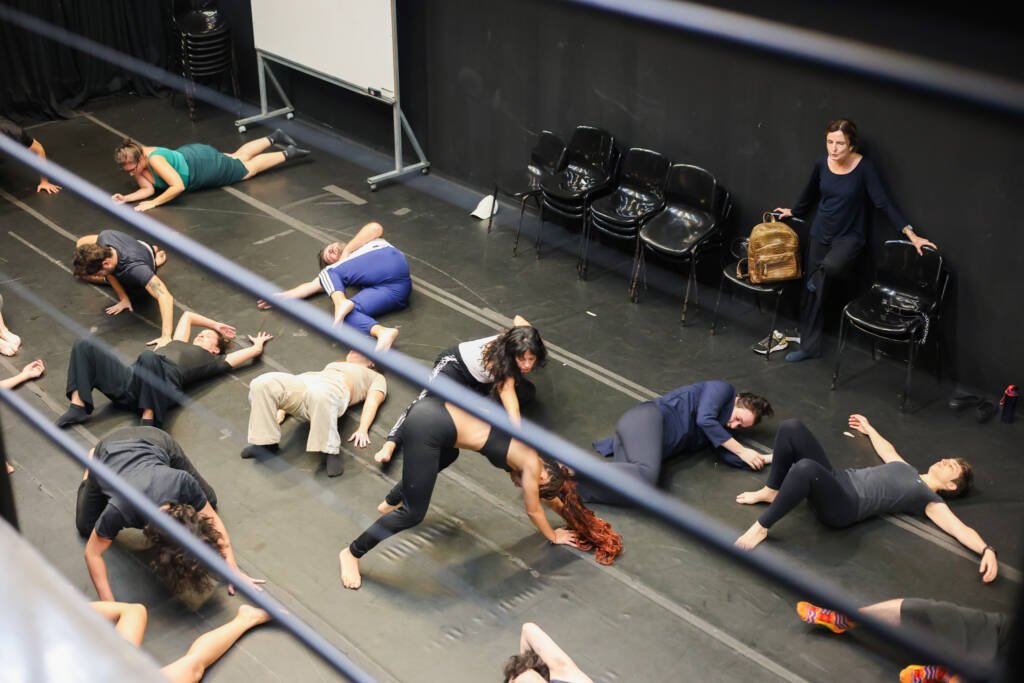 Workshop de atuação gratuito “Projeto Wislawa” com Clara Carvalho e Cesar Ribeiro. (30/03/2026) | Foto: Clara Silva.