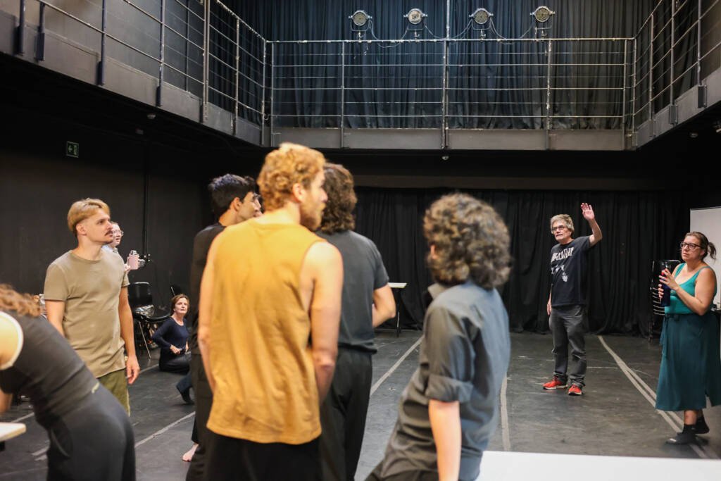 Workshop de atuação gratuito “Projeto Wislawa” com Clara Carvalho e Cesar Ribeiro. (30/03/2026) | Foto: Clara Silva.