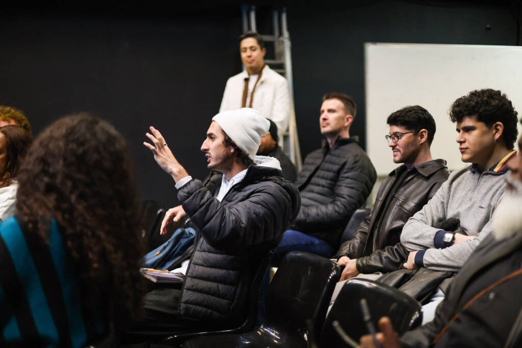 Palestra gratuita “Empreendedorismo Cultural”, ministrada por Marcelo Ferraz, na sede Roosevelt da SP Escola de Teatro. (21/05/2026) | Foto: Clara Silva.