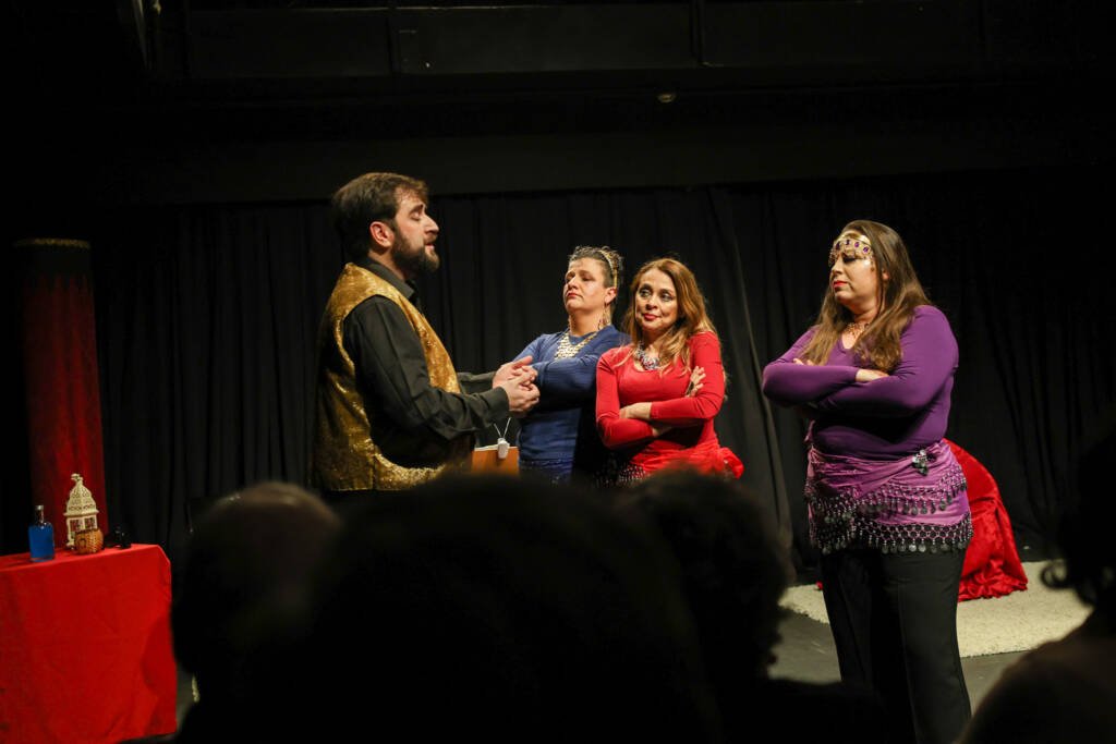 Cia. Ópera do Mendigo canta “Os Peregrinos de Meca” na SP Escola Superior de Teatro. (20/06/2026) | Foto: Clara Silva.
